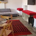 Hébergement de vacances Sfiris