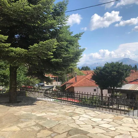 Nyaraló Sfiris Eláti