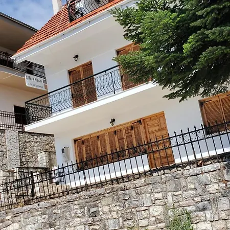 Holiday home Sfiris
